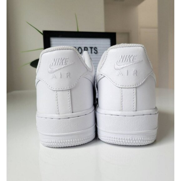 6 WOMEN'S  NIKE AIR FORCE 1 LOW ALL TRIPLE WHITE FV5951-111 B grade - Picture 6 of 12